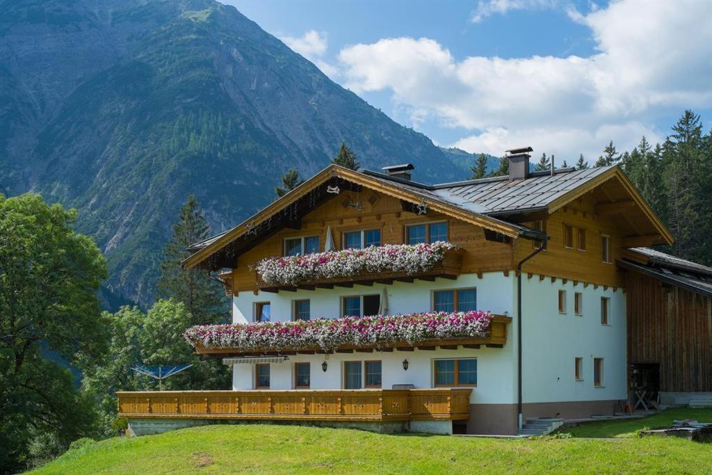 Alpenview Lechtal Holzgau Exterior foto